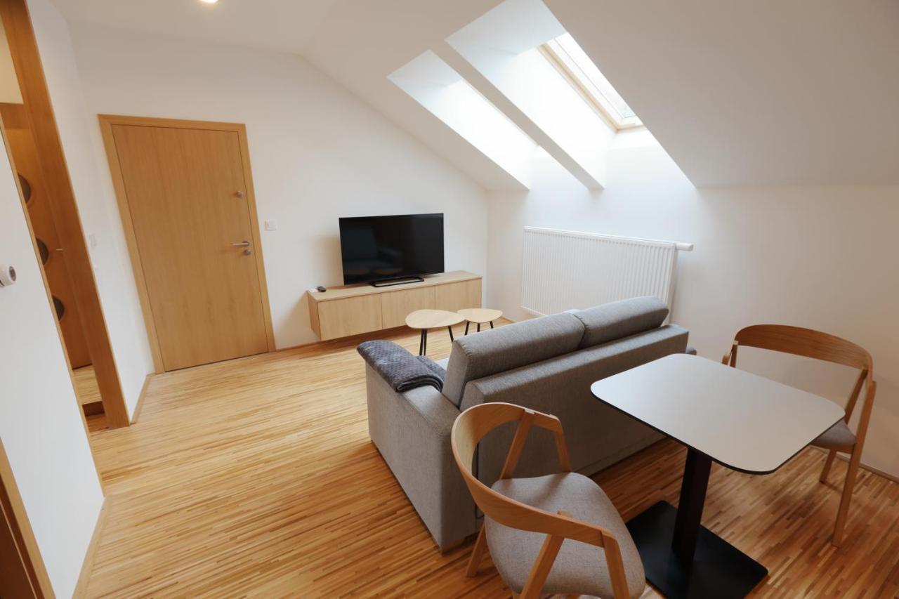 Apartmany U Kvetne Zahrady Kroměříž Buitenkant foto