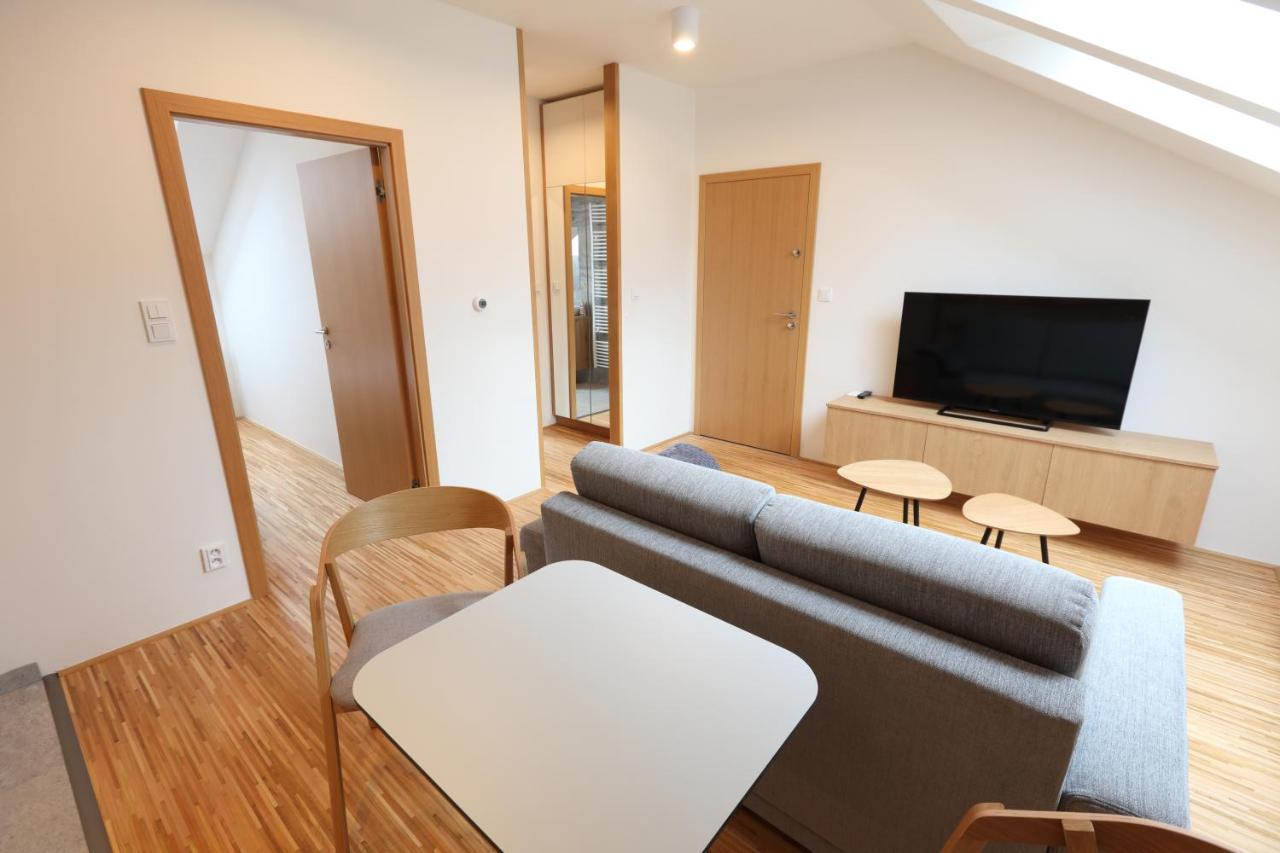 Apartmany U Kvetne Zahrady Kroměříž Buitenkant foto